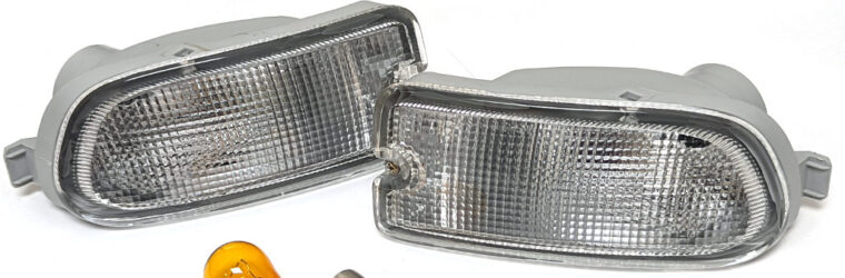 Facelift Bumper Clear Indicator Lamps For Subaru Impreza 1999-2000 GC8 GF8 WRX STI