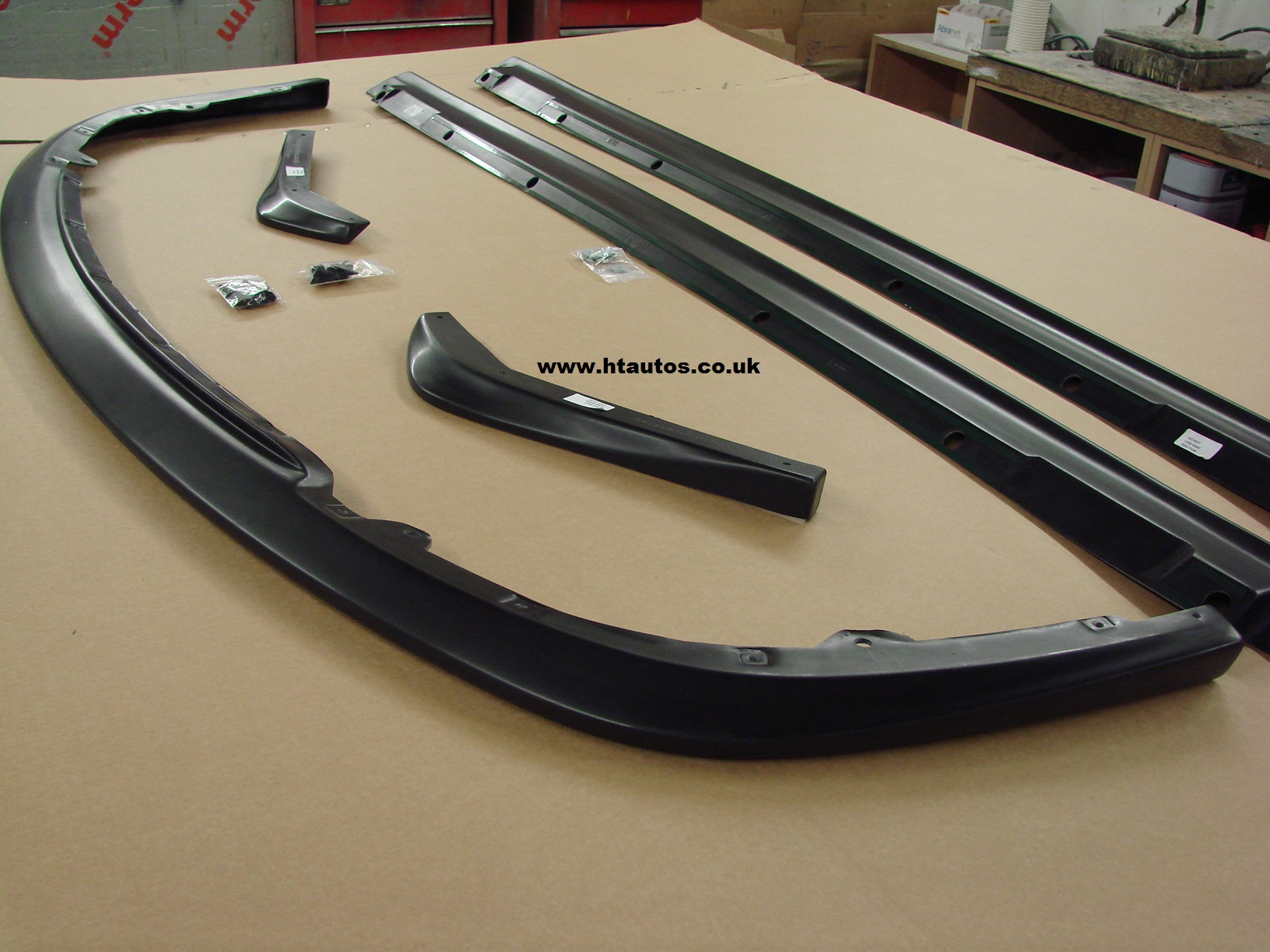 Impreza WRX Full Body Kit,Lips,Splitter,Side Skirt Extension 06-07 HAWKEYE