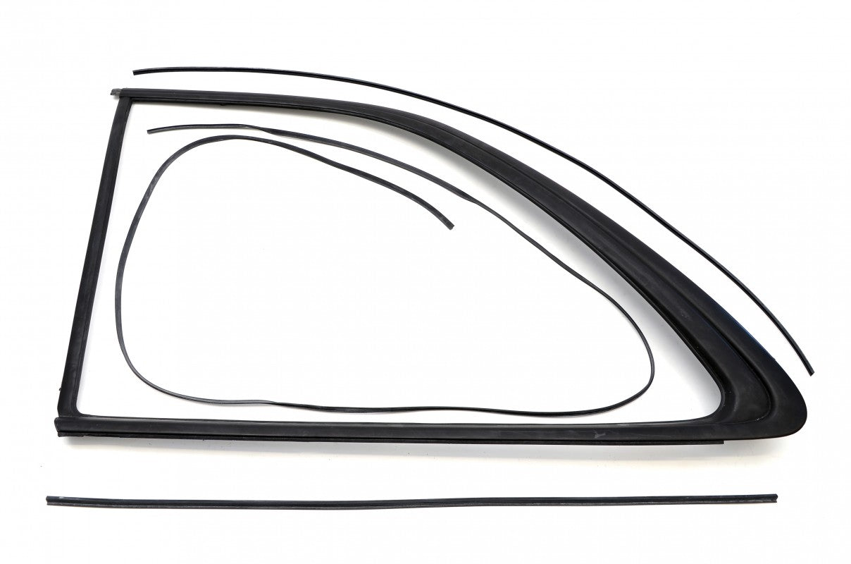RCM rear quarter-window seals fitted to original trim – illustration Rear quarter-window seals fitted to original two-door Impreza trim; installation illustration